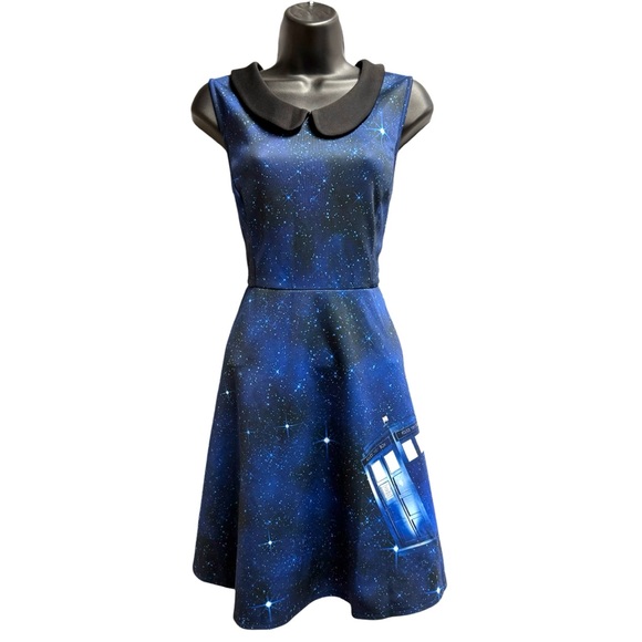 Doctor Who Galaxy TARDIS Dress -Large great condition- like new - Picture 2 of 12